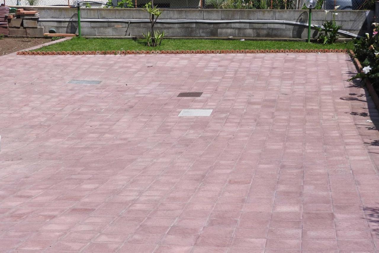 Ferienwohnung Mansarda Sul Mare Dei Ciclopi Aci Trezza Exterior foto