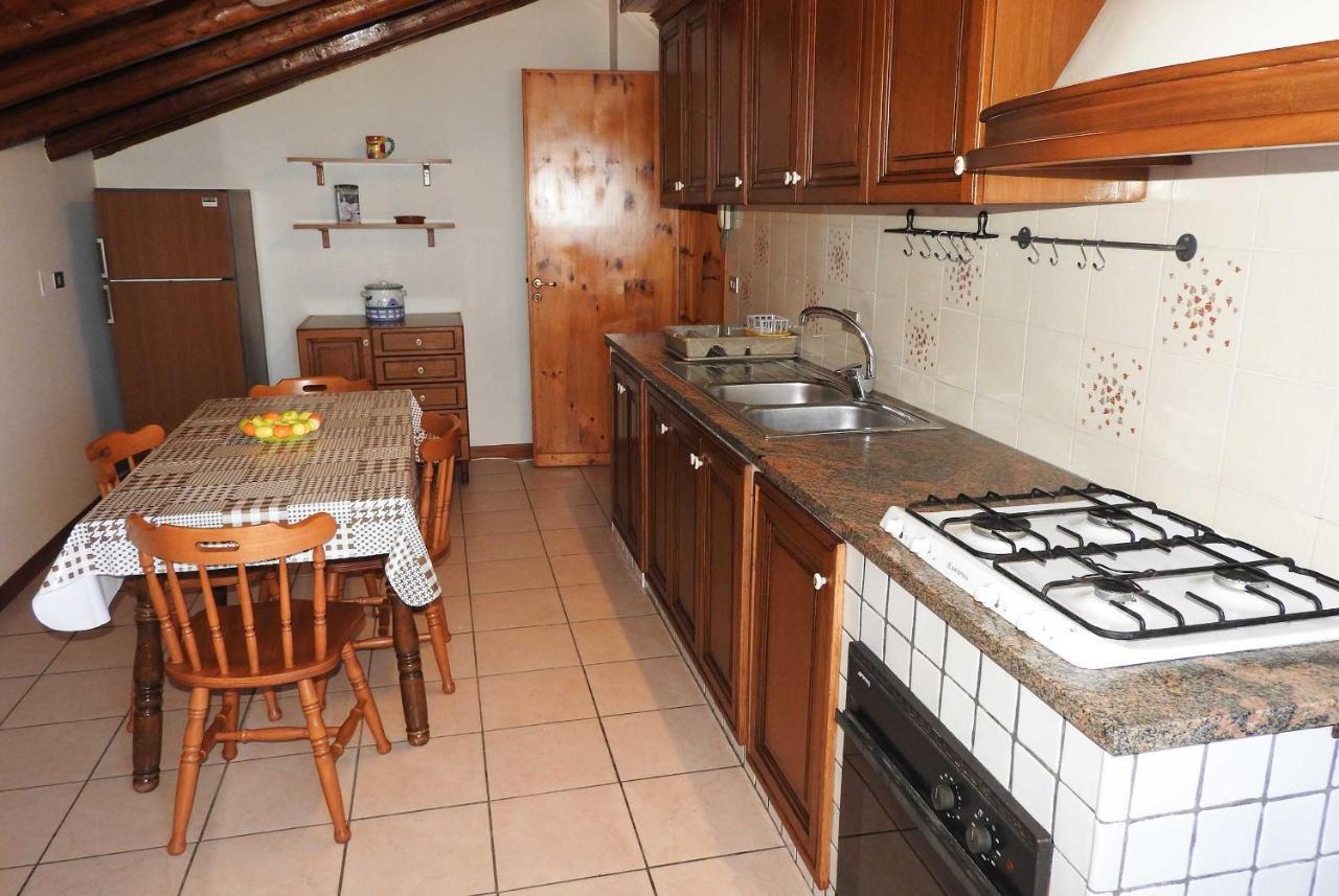 Ferienwohnung Mansarda Sul Mare Dei Ciclopi Aci Trezza Exterior foto
